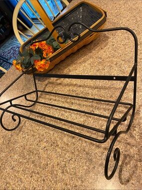 Longaberger Foundry Collection Wrought Iron Shelf Black Maple Leaf -No Cross Bar